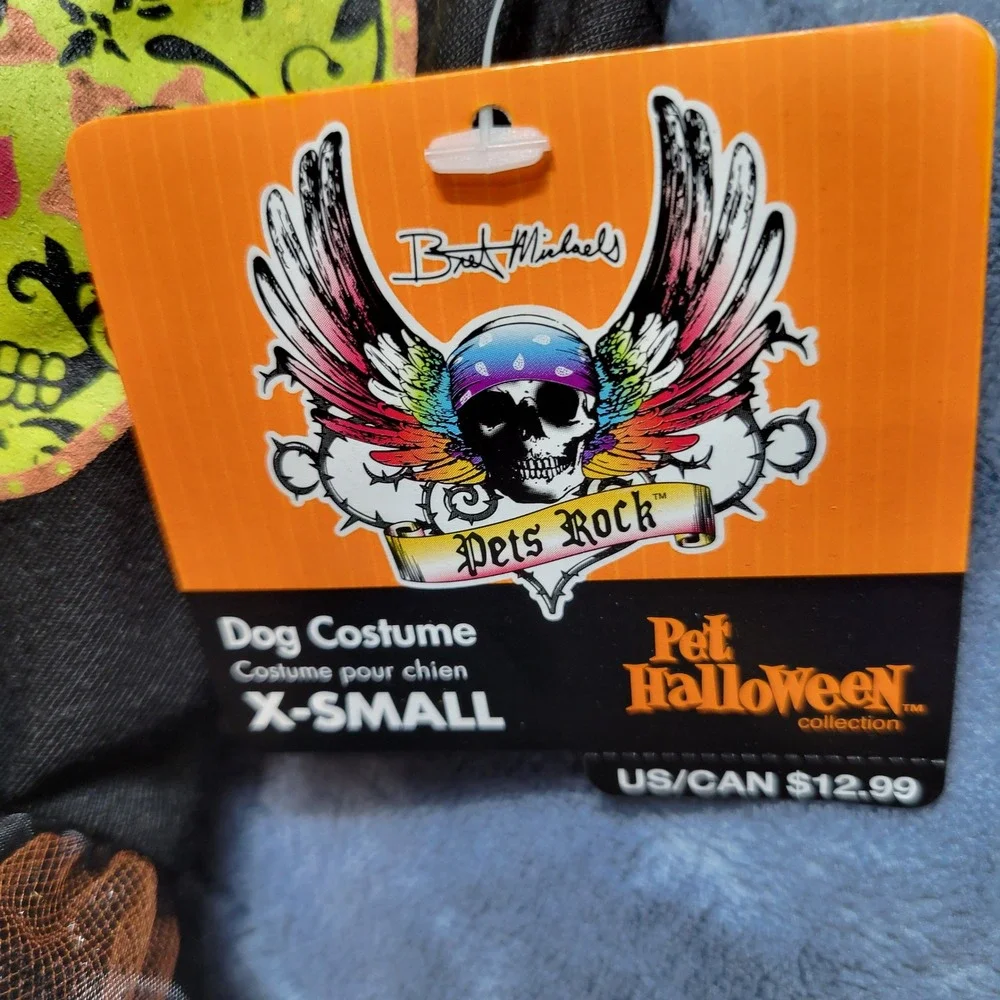 Bret Michaels Pets Rock Dog Halloween Costume X-Small Sugar‎ Skull